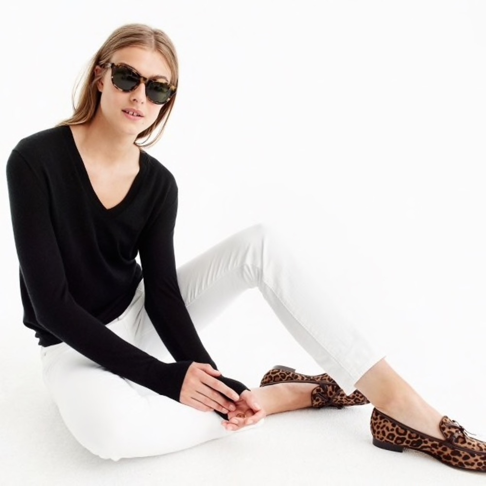 ⬇️ J. CREW CASHMERE SWEATER